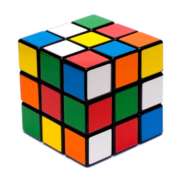CUBO MAGICO 7,3X7,3CM UN. MADO